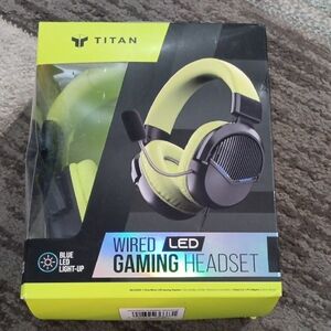 Titan Neon Green Wired LED Headset